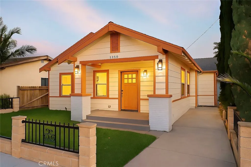 Long Beach, CA 90813