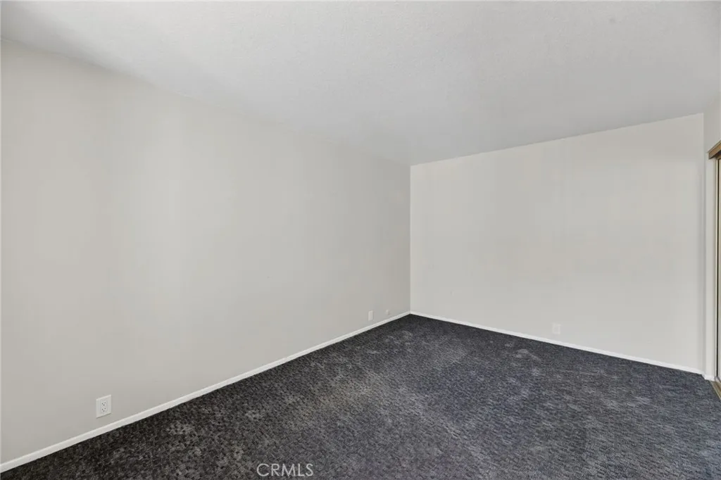 Photo #25: SW26075466 Listing: Photo #25