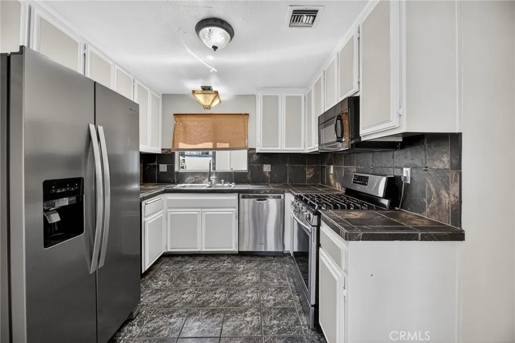 Photo #18: SW26075466 Listing: Photo #18