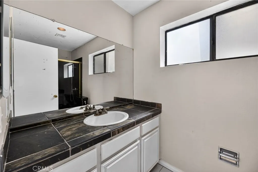 Photo #33: SW26075466 Listing: Photo #33