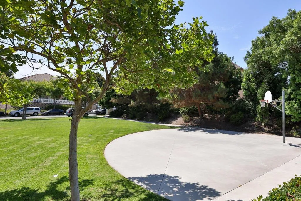 https://cdn.realtyfeed.com/cdn/127/306691236/c37e81d75425c7bcc0690cf171ed37fb.webp