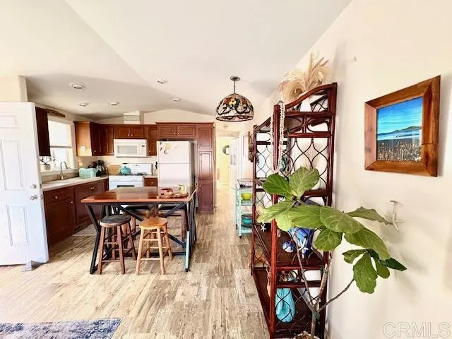https://cdn.realtyfeed.com/cdn/127/306691275/12cbec54727a5133b84797e12bb8af65.webp