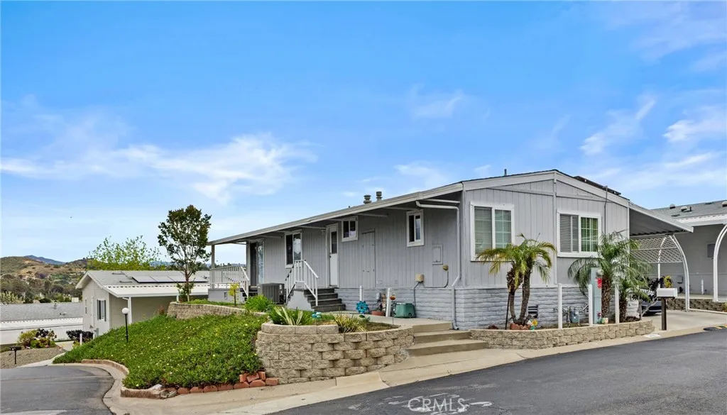 https://cdn.realtyfeed.com/cdn/127/306691295/096ed01798d4d96150c58321939ec010.webp