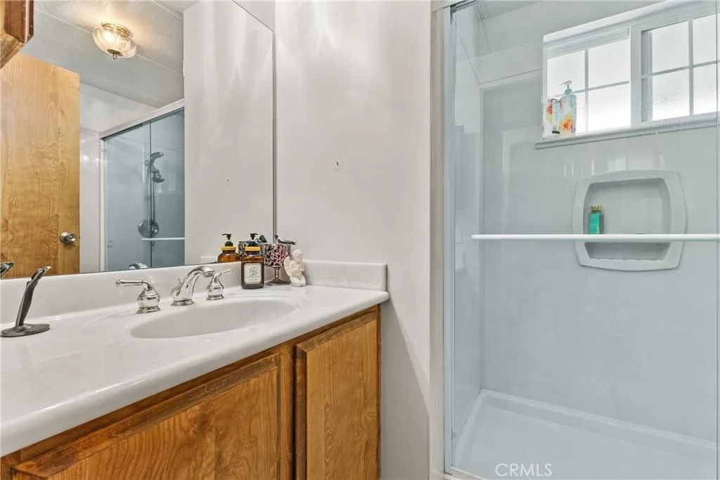 https://cdn.realtyfeed.com/cdn/127/306691295/e19d5c164bbf6a8ed70be05380d9d16b.webp