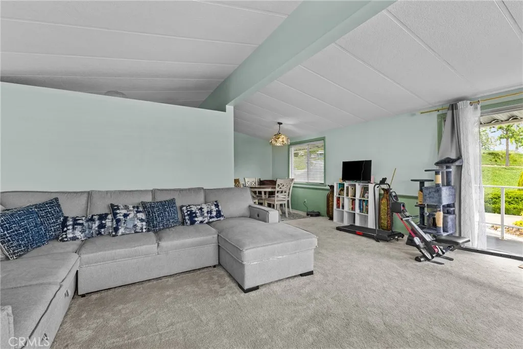 https://cdn.realtyfeed.com/cdn/127/306691295/fd886c56ca8675084ab0df5d64f26258.webp