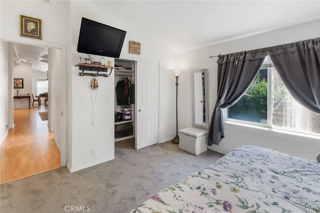 https://cdn.realtyfeed.com/cdn/127/306691413/2abe7f2b54ab54a71d87132ed777e6bf.webp
