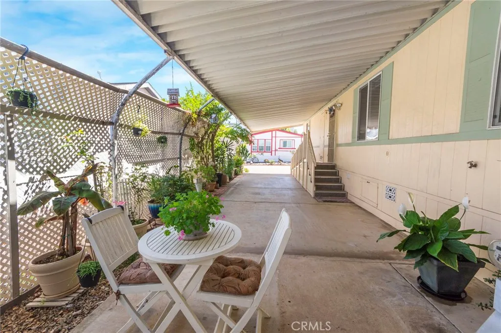 https://cdn.realtyfeed.com/cdn/127/306691413/3a96ca4d7733898c3726ac1587dd5d30.webp