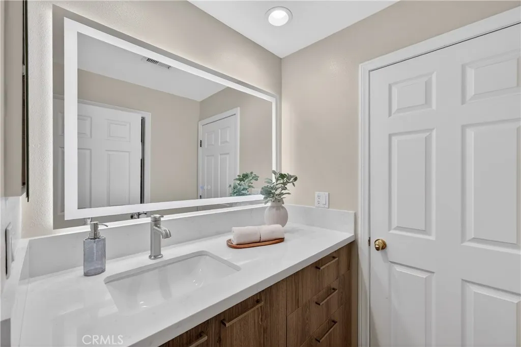 1050 High Knoll, Walnut, CA, 91789