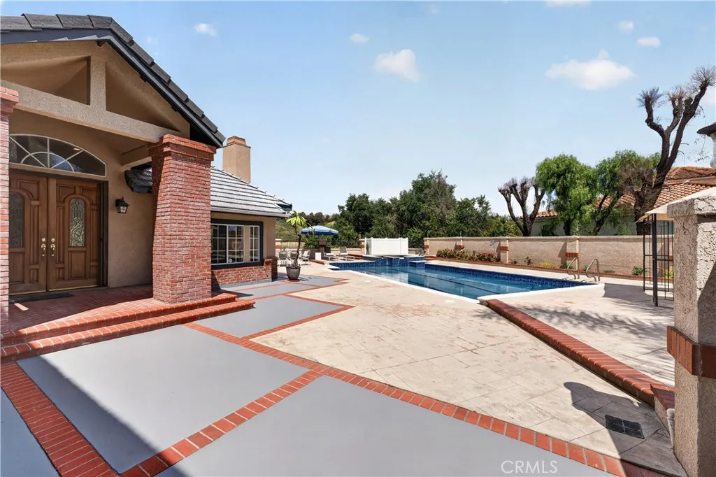 1050 High Knoll, Walnut, CA, 91789