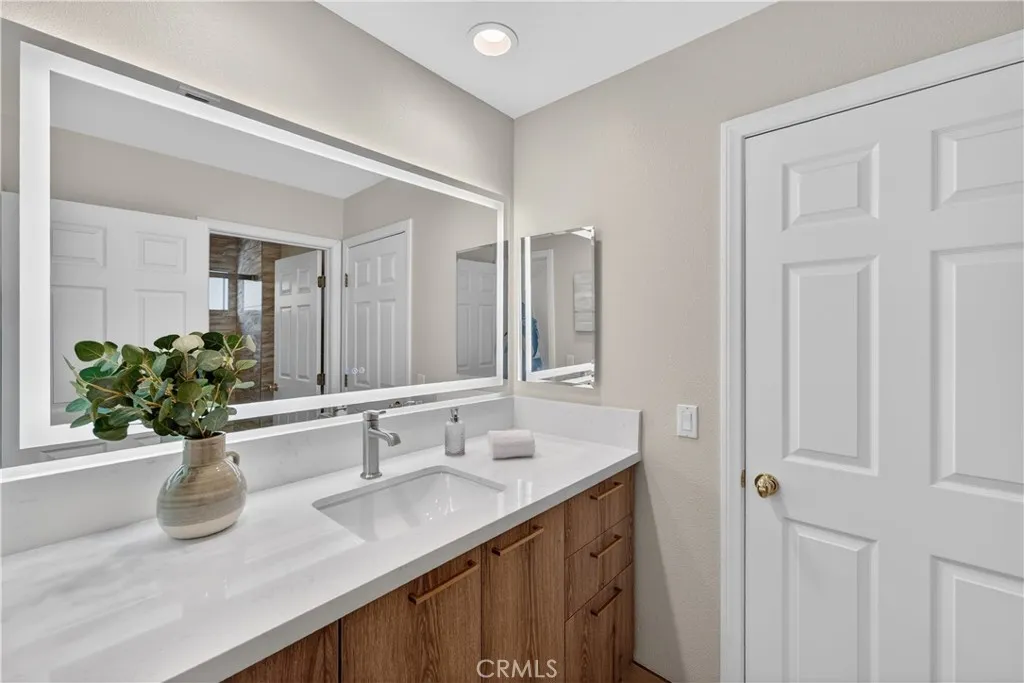 1050 High Knoll, Walnut, CA, 91789