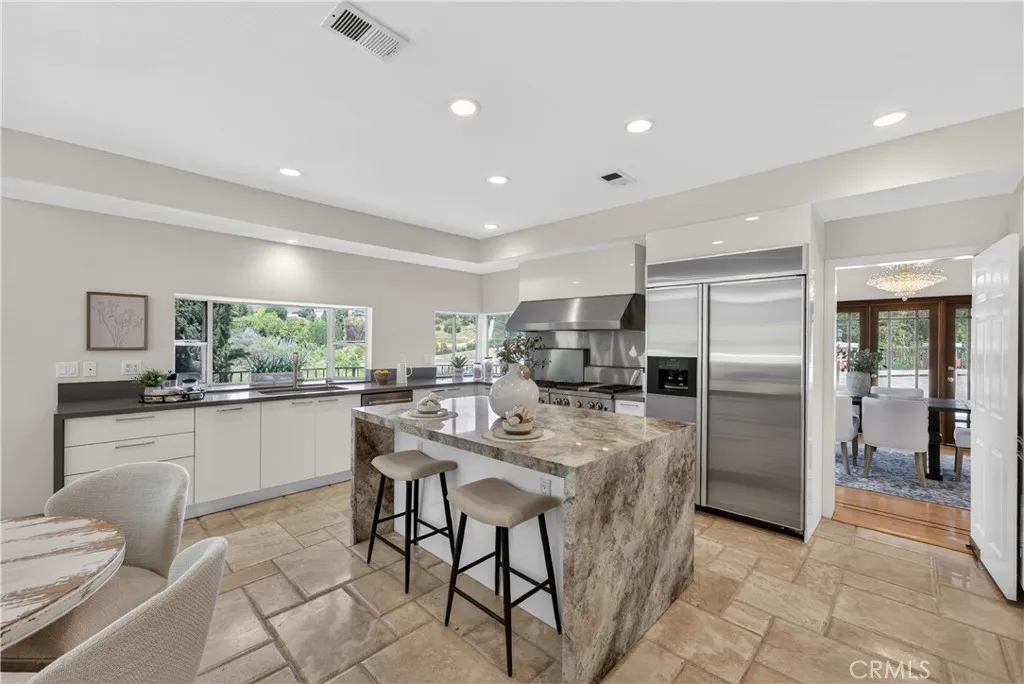 1050 High Knoll, Walnut, CA, 91789