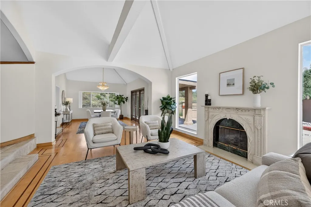 1050 High Knoll, Walnut, CA, 91789
