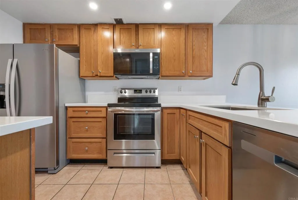 Photo #8: PTP2602791 Listing: Photo #8