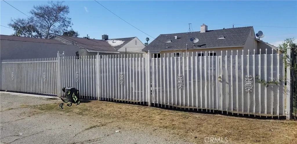508 W Laurel Street, Compton, CA 90220 - Photo 4 of 5, Compton, CA