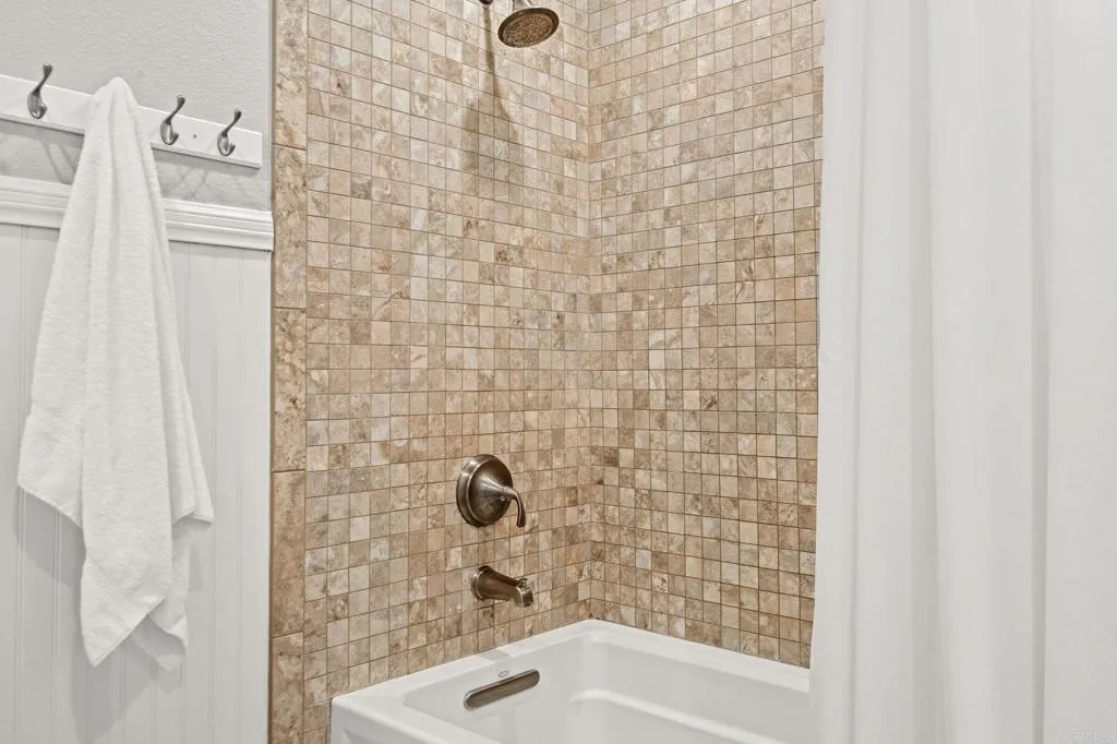 Photo #30: NDP2603584 Listing: Photo #30