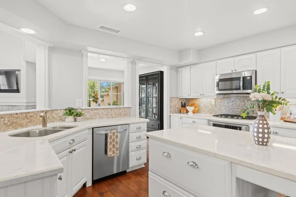 Photo #6: NDP2603584 Listing: Photo #6