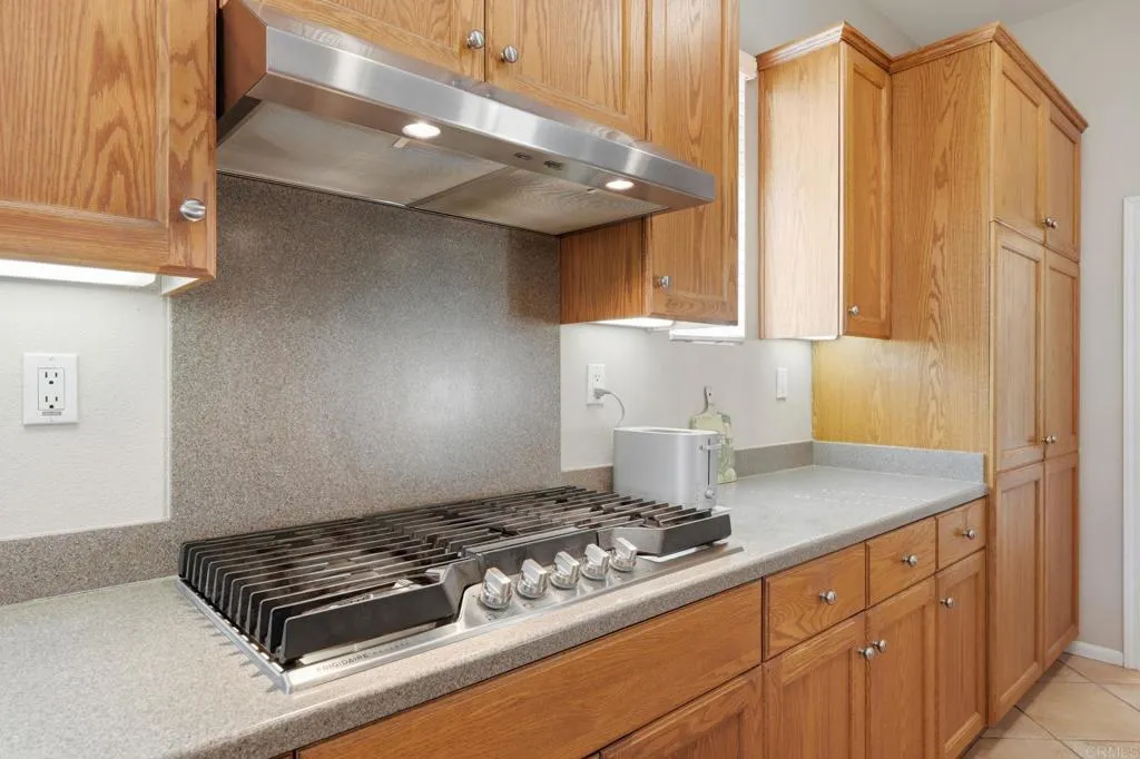 Photo #24: NDP2603585 Listing: Photo #24