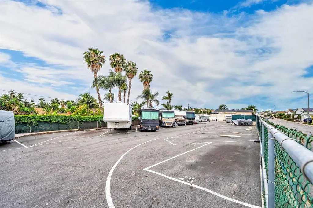 https://cdn.realtyfeed.com/cdn/127/306691663/05e813a1688053e9b501f4e0f1a055b1.webp