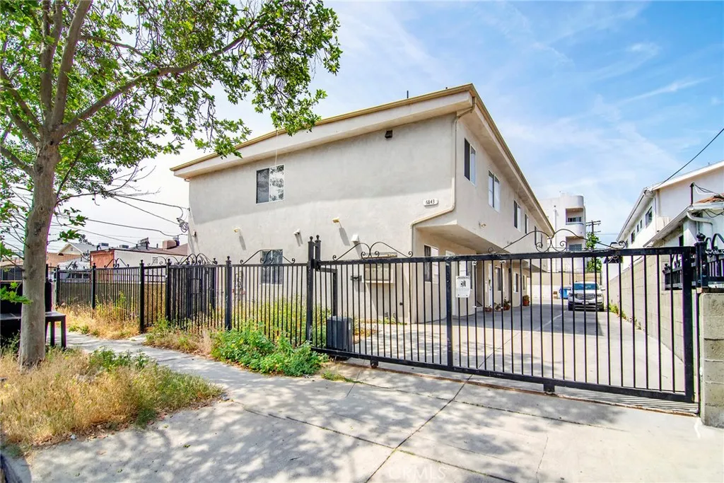 375 Central UNIT 116, Riverside, CA, 92507