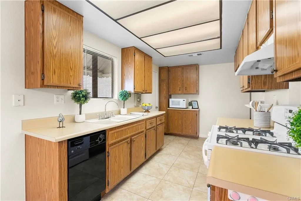 28204 Calle Gaviota, Menifee, CA, 92586