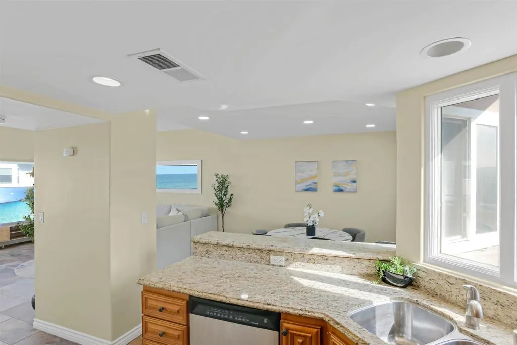 https://cdn.realtyfeed.com/cdn/127/306691688/5e0e8207768f5b6863ae413ae07bb8d6.webp