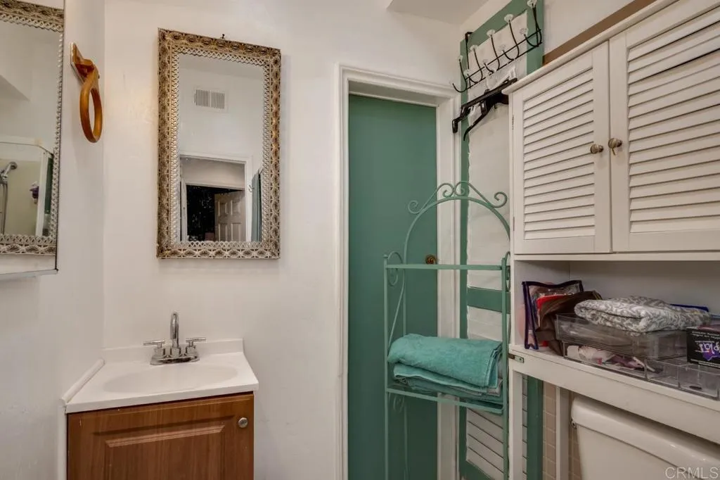 https://cdn.realtyfeed.com/cdn/127/306691714/75109a0d2da15b9178ef0df35f50efbc.webp