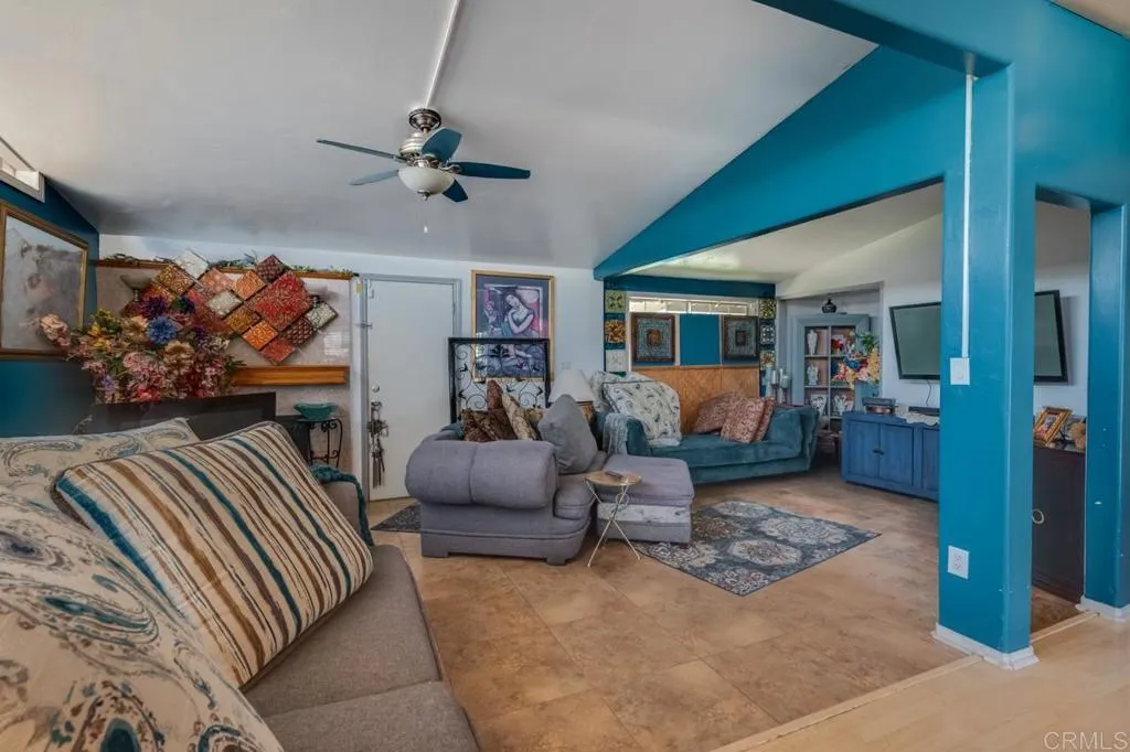 https://cdn.realtyfeed.com/cdn/127/306691714/d2535dea652266d2bf9591cdebd2ae1d.webp