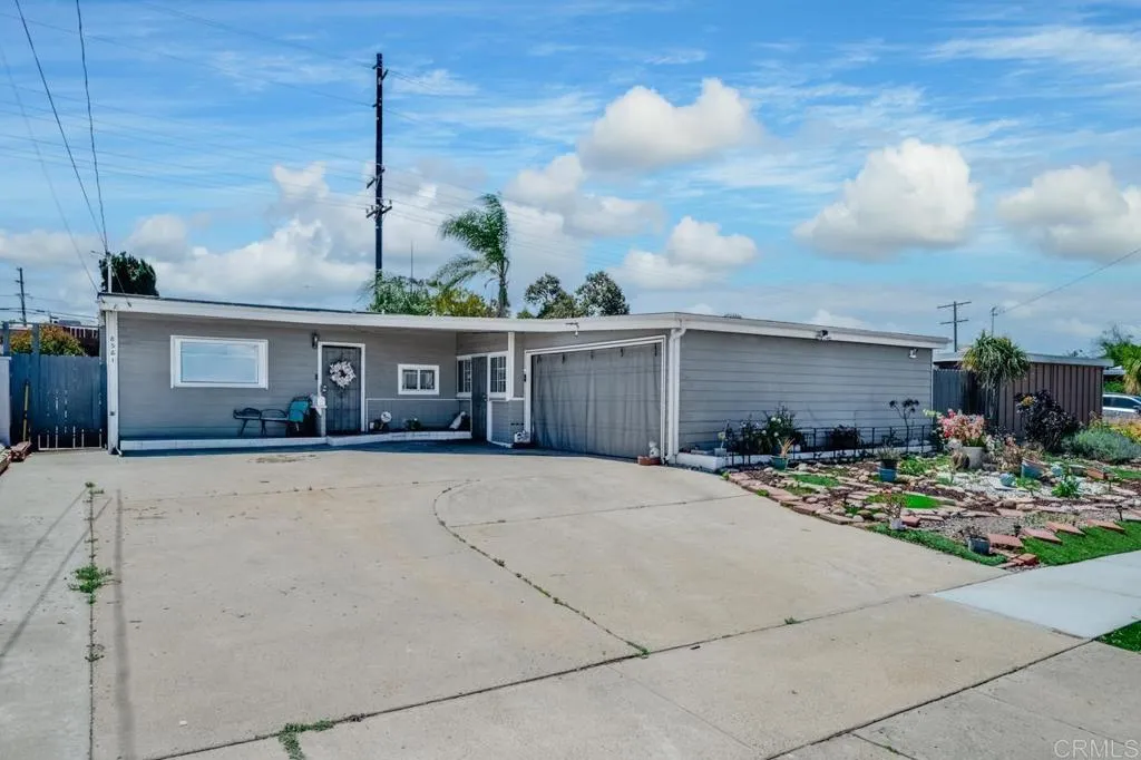 https://cdn.realtyfeed.com/cdn/127/306691714/d38024529dac430bb0d1a22575e6e260.webp