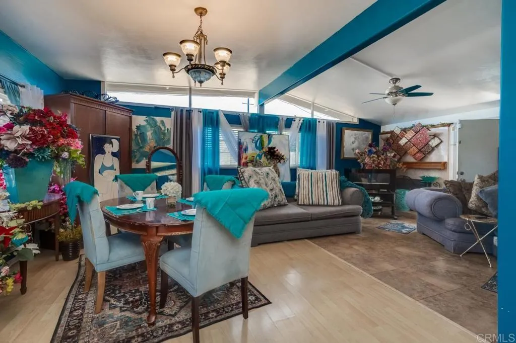 https://cdn.realtyfeed.com/cdn/127/306691714/fd0c496d9807220797748da4ba3f76f5.webp