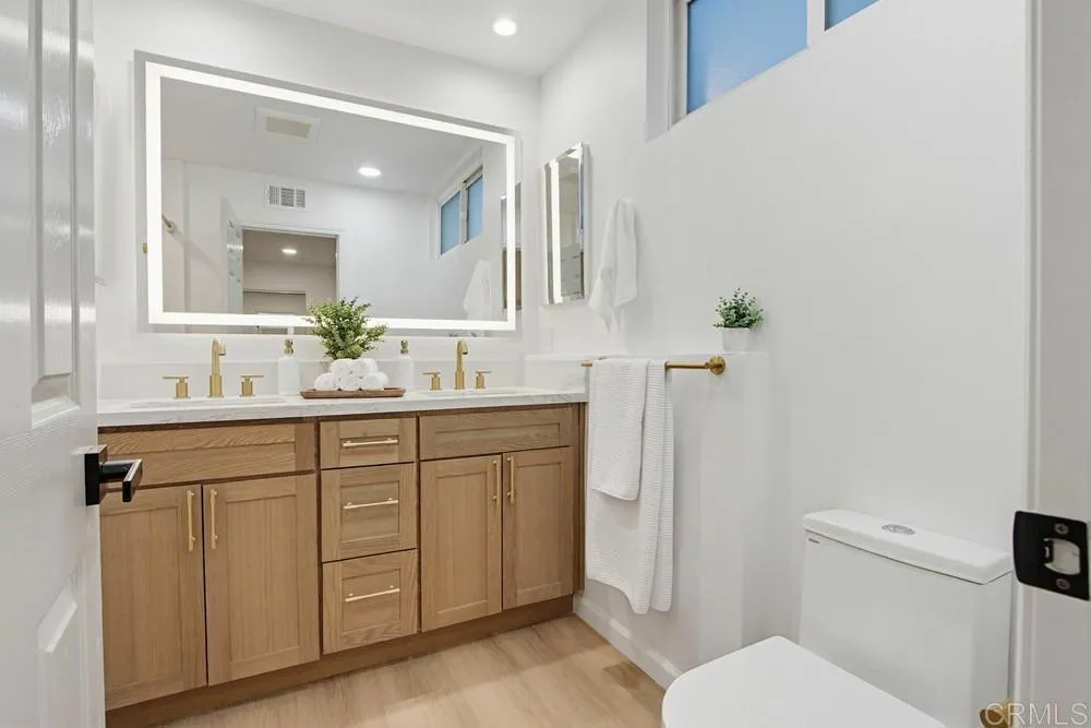 3880 Adams Street, Carlsbad, CA, 92008