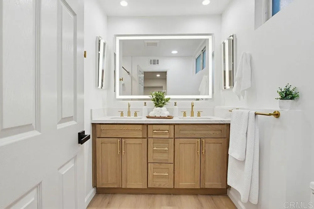 3880 Adams Street, Carlsbad, CA, 92008