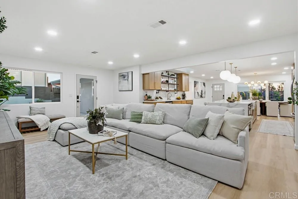 3880 Adams Street, Carlsbad, CA, 92008