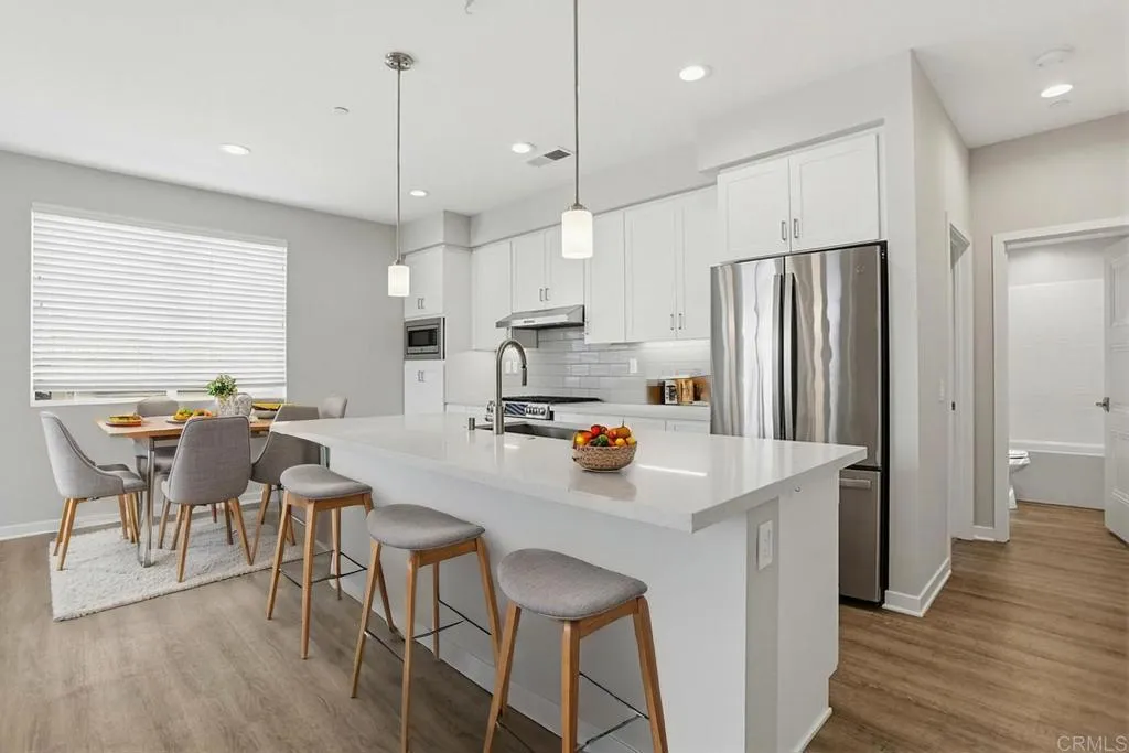 Photo #8: NDP2603594 Listing: Photo #8