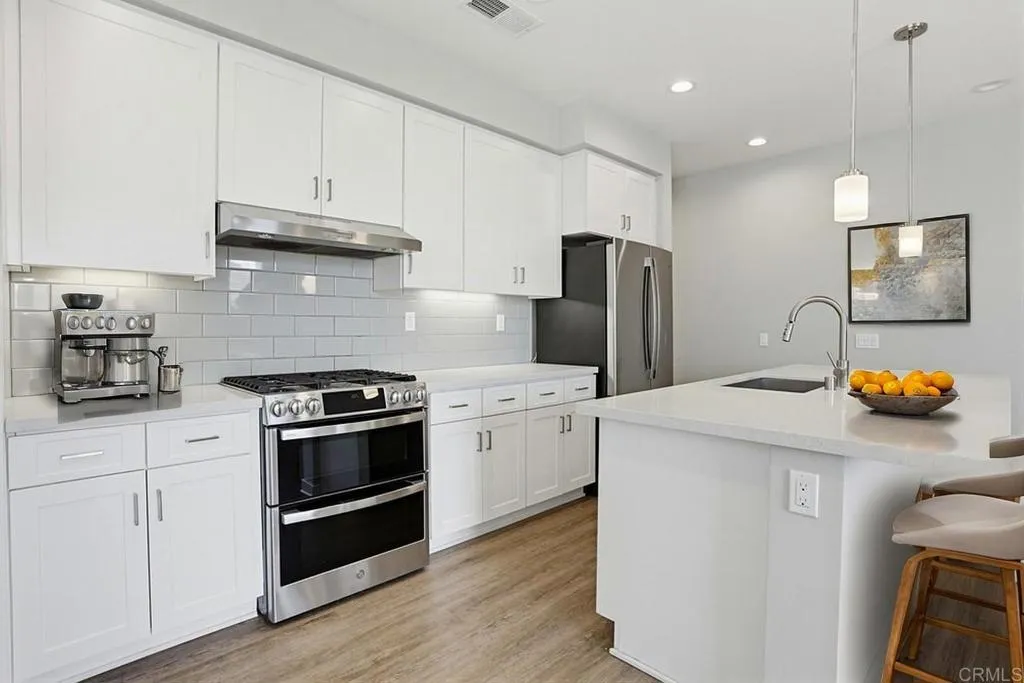 Photo #7: NDP2603594 Listing: Photo #7