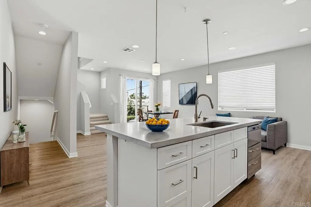 Photo #9: NDP2603594 Listing: Photo #9