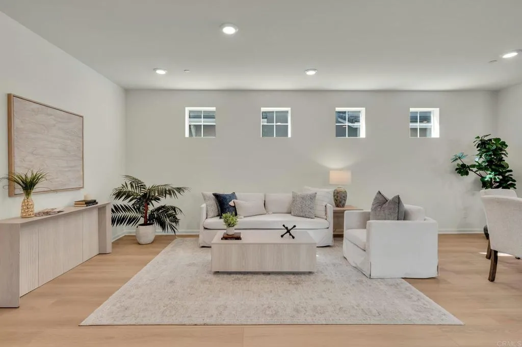 https://cdn.realtyfeed.com/cdn/127/306691782/a2521bdb61196d6b856f703f11c74d95.webp