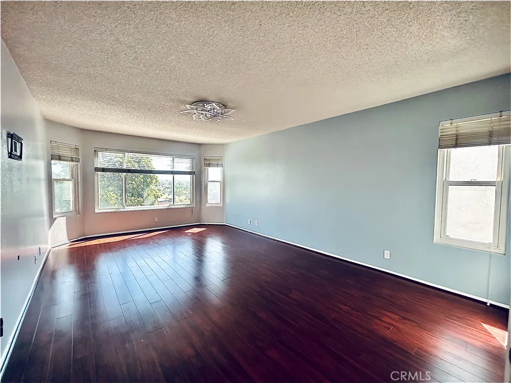 10 Bluff Point Circle, Phillips Ranch, CA 91766 - Photo 4 of 46, Phillips Ranch, CA