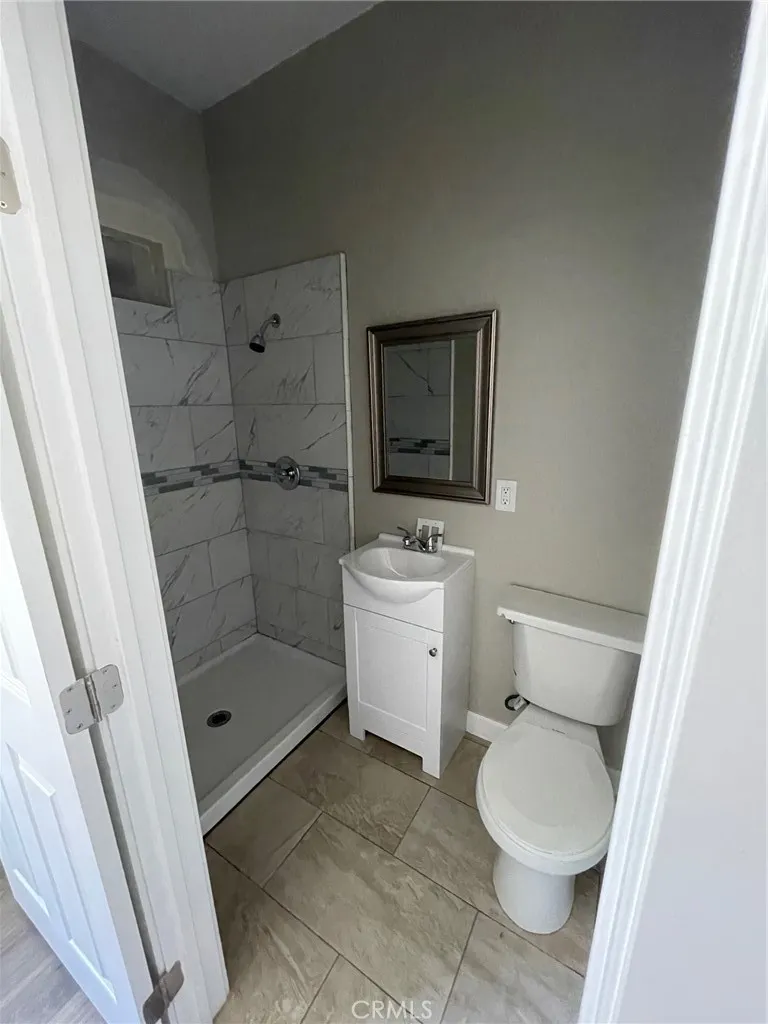 1183 W 24th Street, Los Angeles, CA 90007 - Photo 2 of 5, Los Angeles, CA