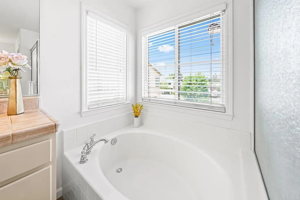 https://cdn.realtyfeed.com/cdn/127/306691864/1973e447d90177162d95587c030399e1.webp