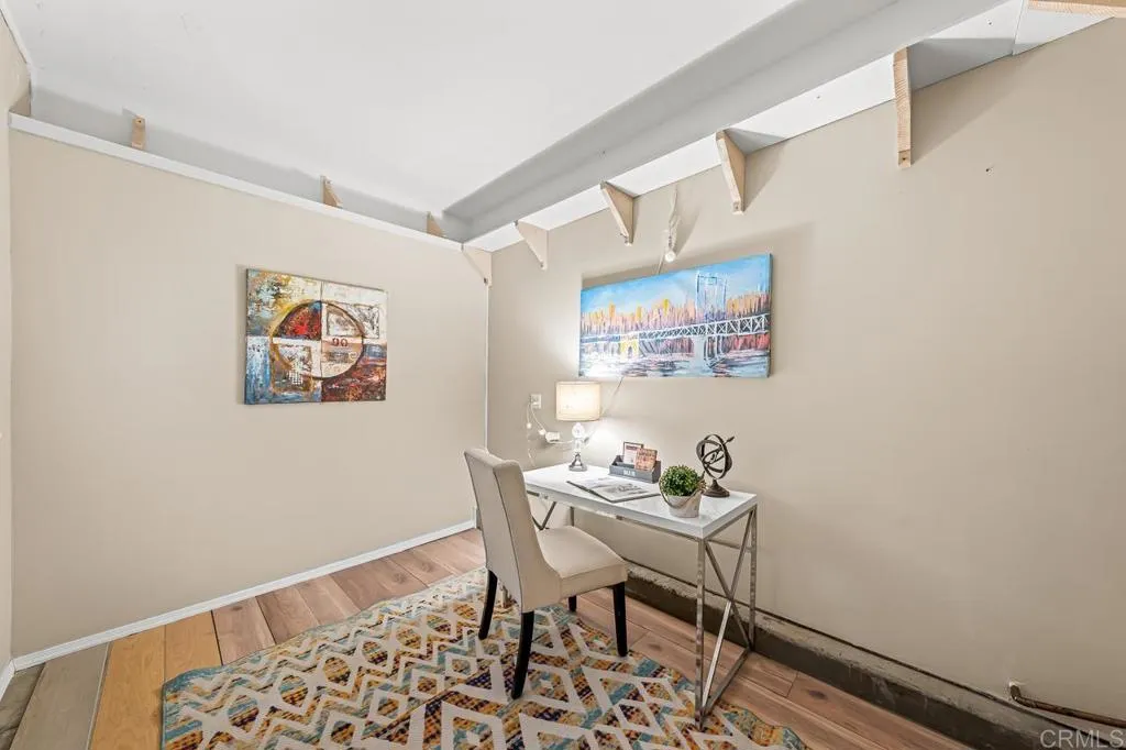 https://cdn.realtyfeed.com/cdn/127/306691864/9908ba5a6493e7c96f4a06e2daff1244.webp
