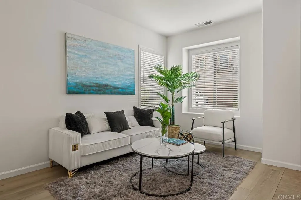 https://cdn.realtyfeed.com/cdn/127/306691864/b152f2fcffcc54fbe8291a7a3842cacd.webp