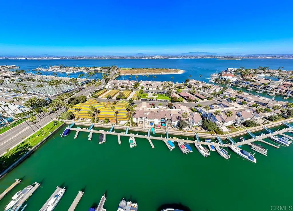 https://cdn.realtyfeed.com/cdn/127/306691880/6d37384698ef2c2f90af4c9ed1ad65d6.webp