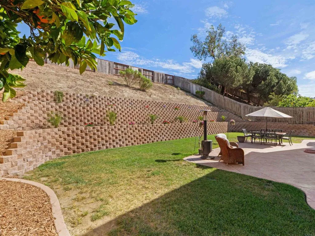 https://cdn.realtyfeed.com/cdn/127/306691886/7f7d55f4bbad87224c512fe6843ba890.webp