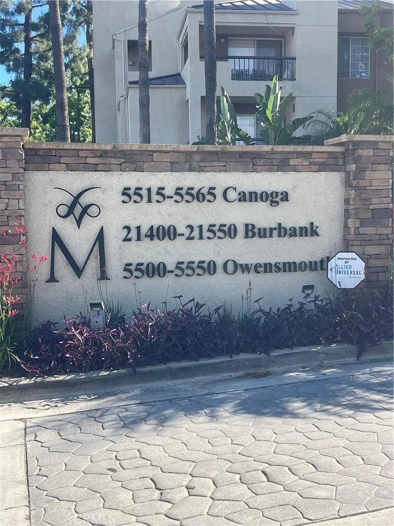 Woodland Hills, CA 91367