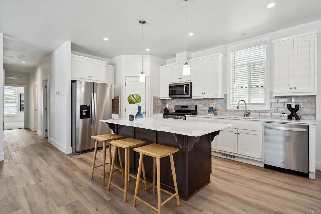 https://cdn.realtyfeed.com/cdn/127/306691972/77702470e98bdec45a9245aa1705900c.webp