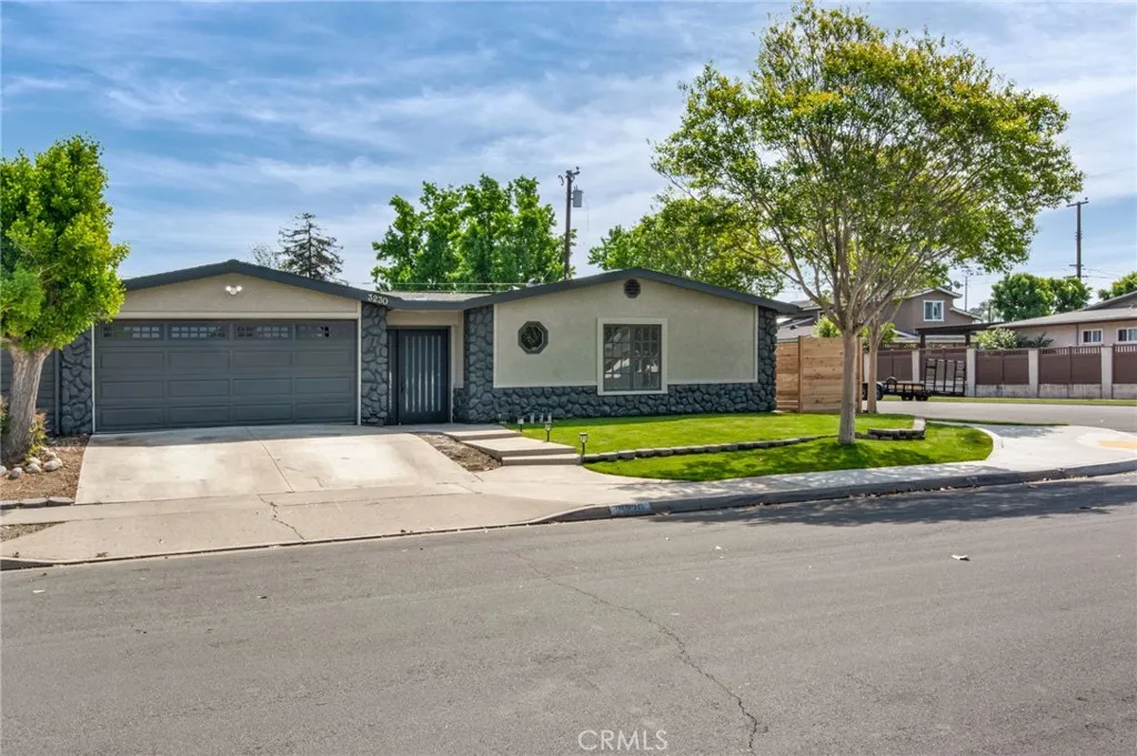 Costa Mesa, CA 92626