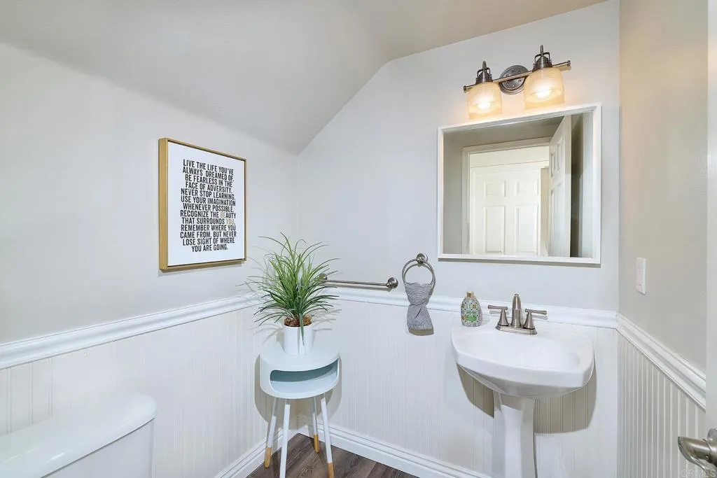 2414 Fallbrook Place, Escondido, CA, 92027