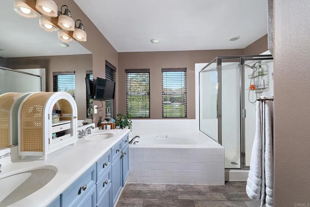 2414 Fallbrook Place, Escondido, CA, 92027