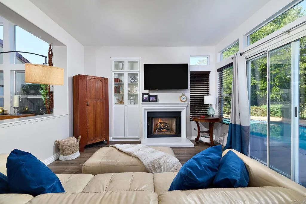 2414 Fallbrook Place, Escondido, CA, 92027