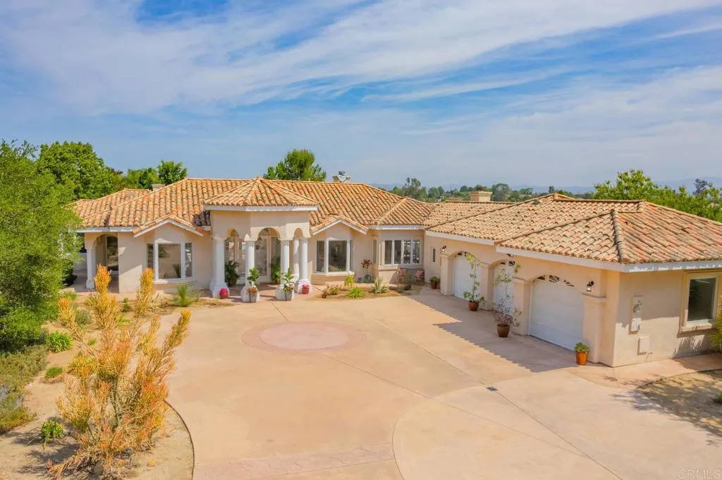 https://cdn.realtyfeed.com/cdn/127/306692079/29180401601812b7a4c7ad3bfc1259b0.webp